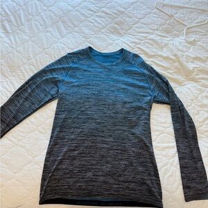 lululemon athletica Men's Blue and Black Shirt